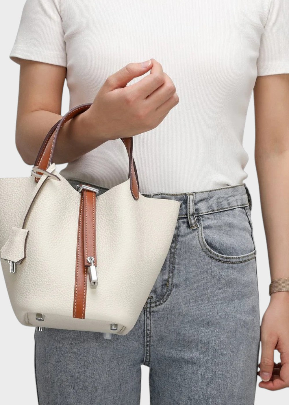 Virale Bucket Bag